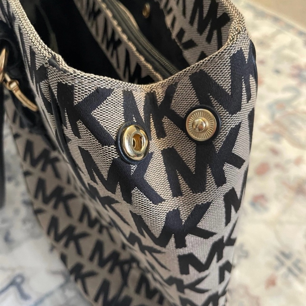 Michael Kors Black and Tan Logo Tote Bag - Picture 9 of 11